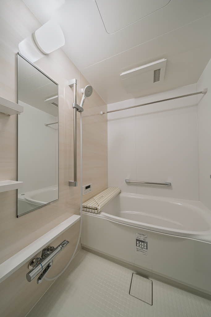 バス・シャワールーム　バスルーム