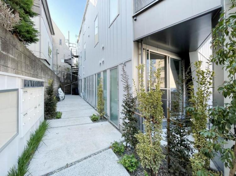 エントランス　エントランス