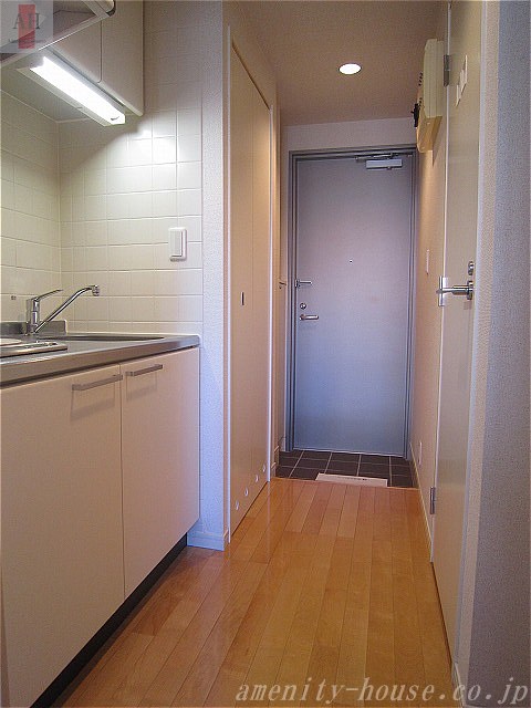 その他部屋・スペース　●キッチンスペースも余裕があります。