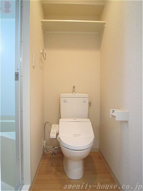 トイレ　●温水洗浄便座付きのトイレ！