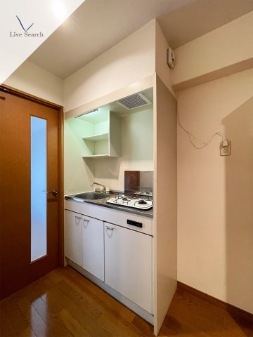 キッチン　コンパクトなキッチンで掃除もラクラク