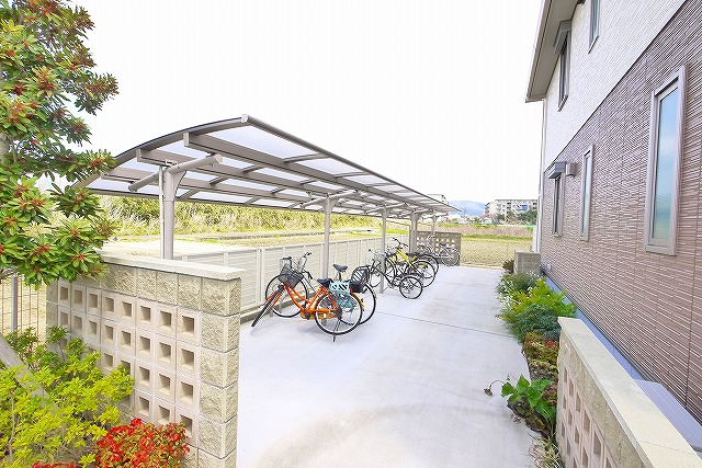 その他共有部分　ゆったりとした駐輪スペース