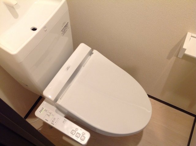 その他　温水洗浄便座 O字便座