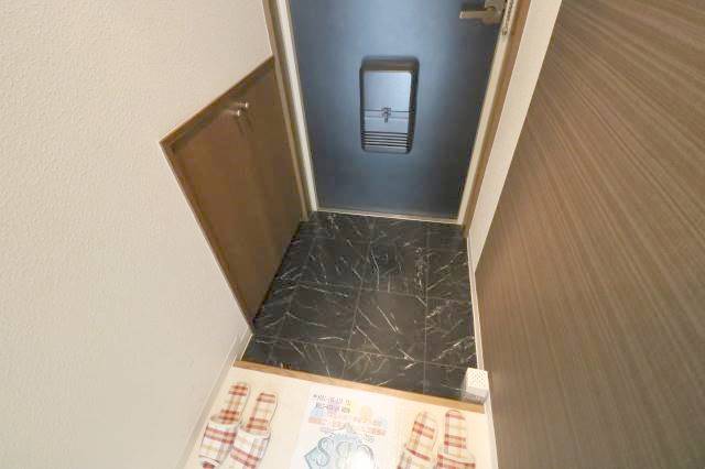 玄関　シューズボックスあります♪