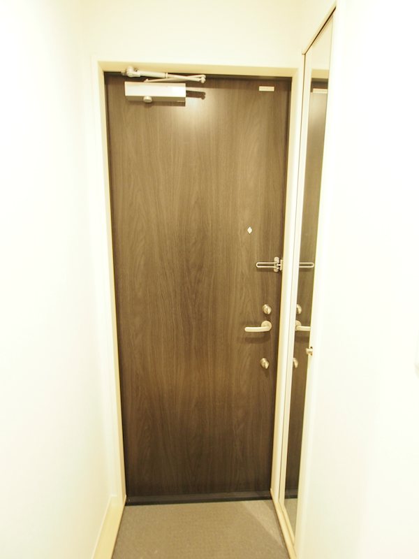 玄関　参考写真