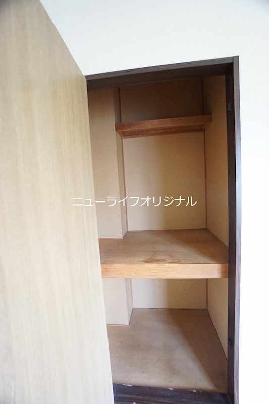 その他　たくさんのお洋服もすっきり収納できます