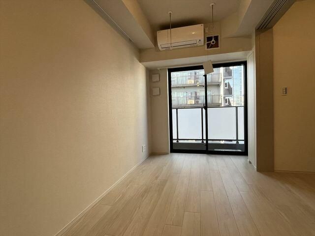 居室・リビング　※別部屋参考写真