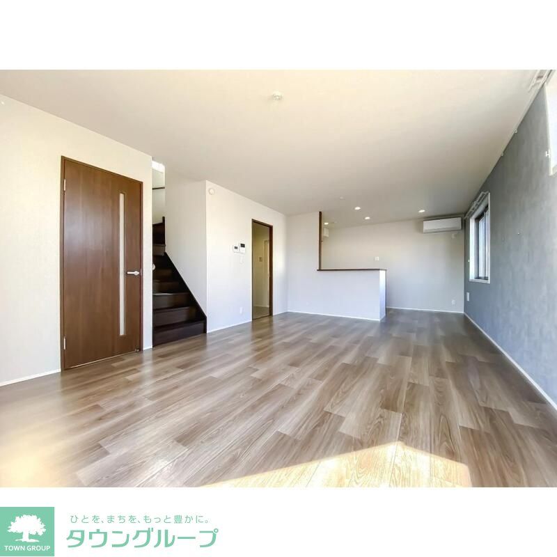 居室・リビング　お問合せはタウンハウジングまで！※現地待合わせ相談可能