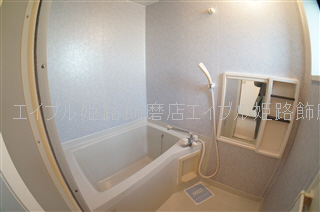 バス・シャワールーム　写真は反転のお部屋です