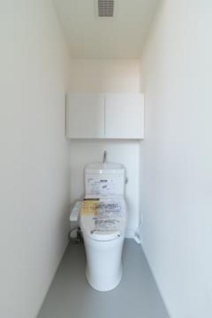 トイレ　※写真は同タイプ住戸です。?