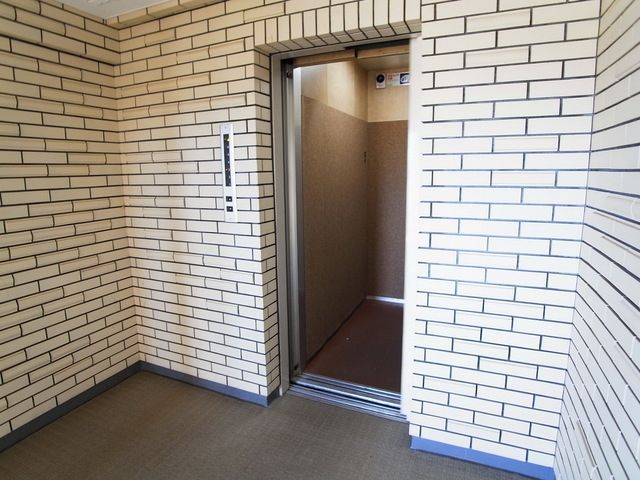 ロビー