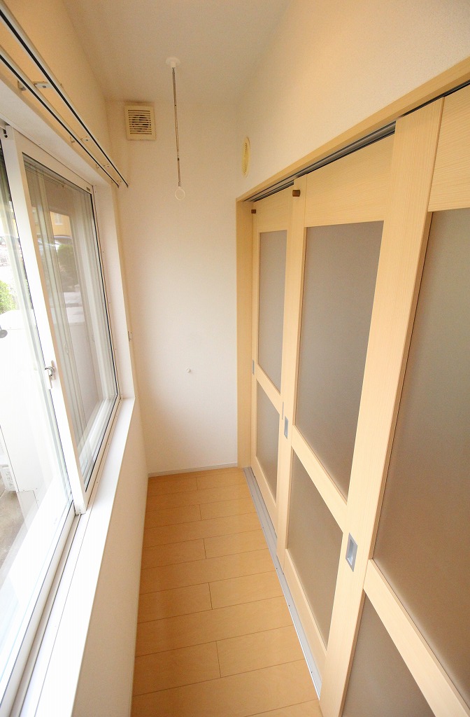 その他　サンルーム1.5帖（別の部屋の写真です）