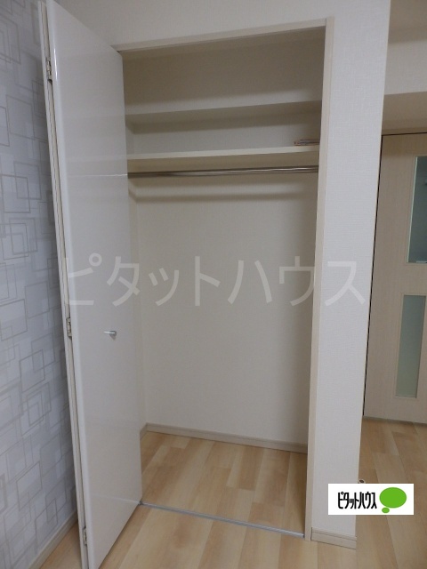 収納　クローゼット