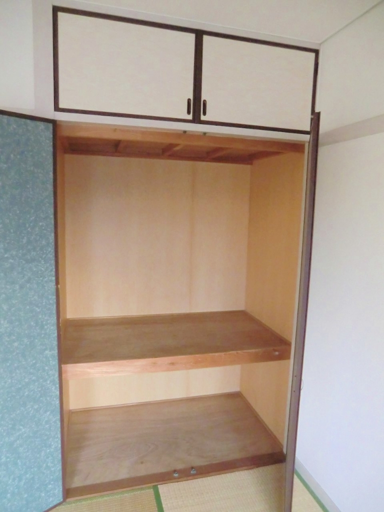 収納　和室の収納です☆奥行きもありたくさん置けますよ★