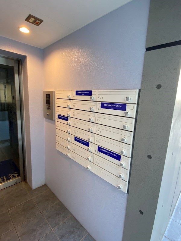 ロビー