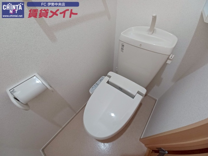 トイレ　同型タイプの写真です