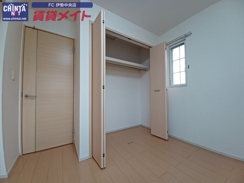収納　同型タイプの写真です