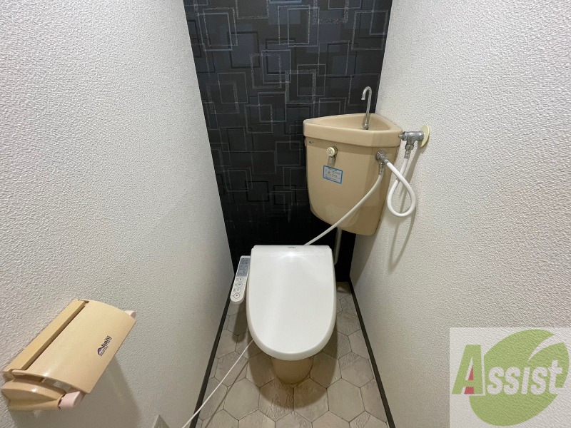 トイレ　バス・トイレ別でお掃除しやすいですよ～。
