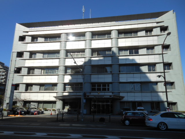 警察署・交番　綾瀬警察署（警察署・交番）まで190m
