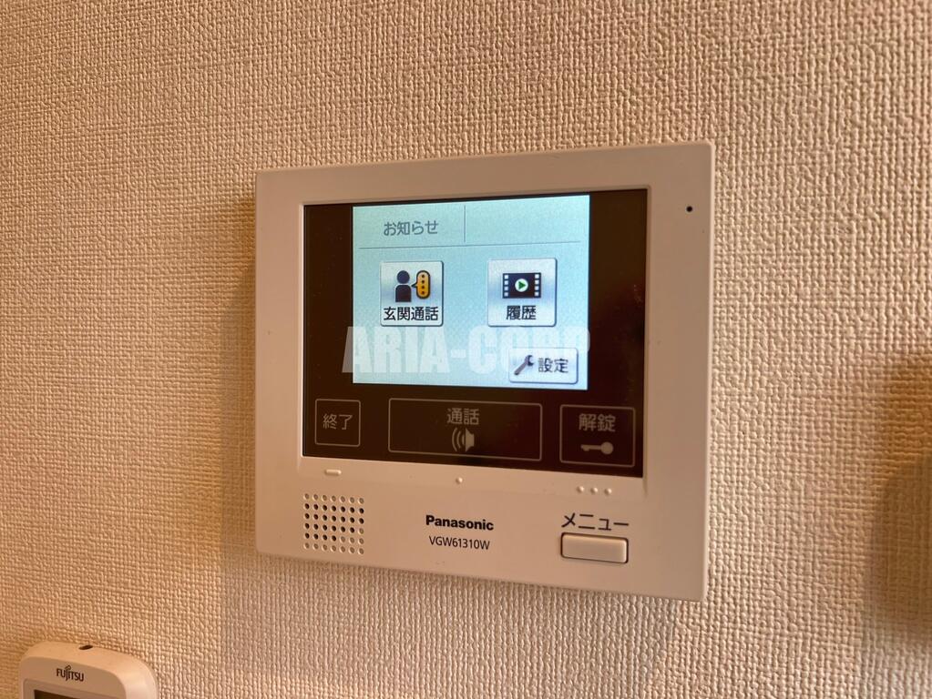 セキュリティ　録画機能付きTVモニターホンで外出時の訪問者も確認できます！