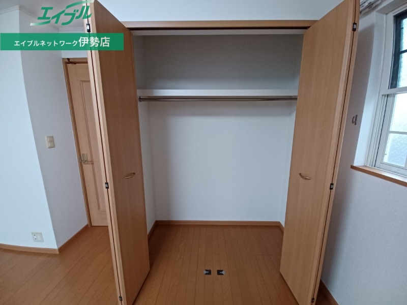 収納　同物件別部屋の写真
