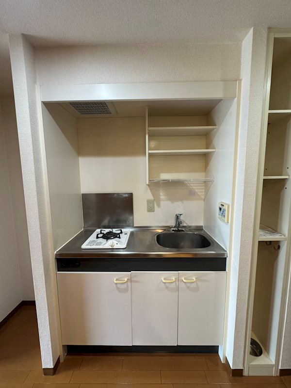 キッチン　※別号室参考写真