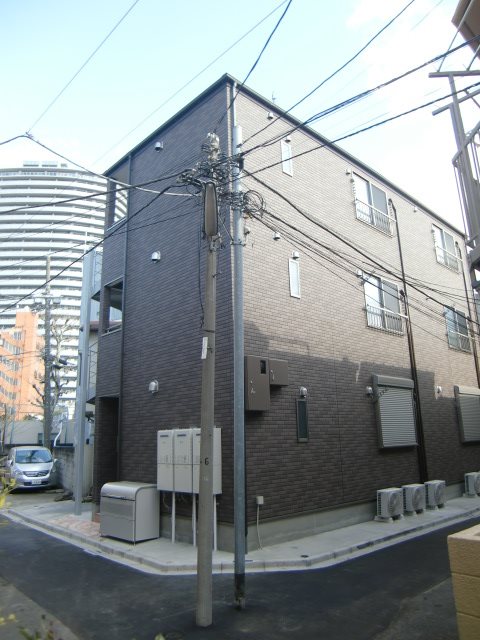 La LuceIII