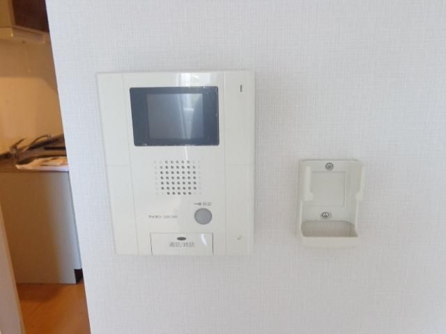 セキュリティ　安心のモニター付きインターホン