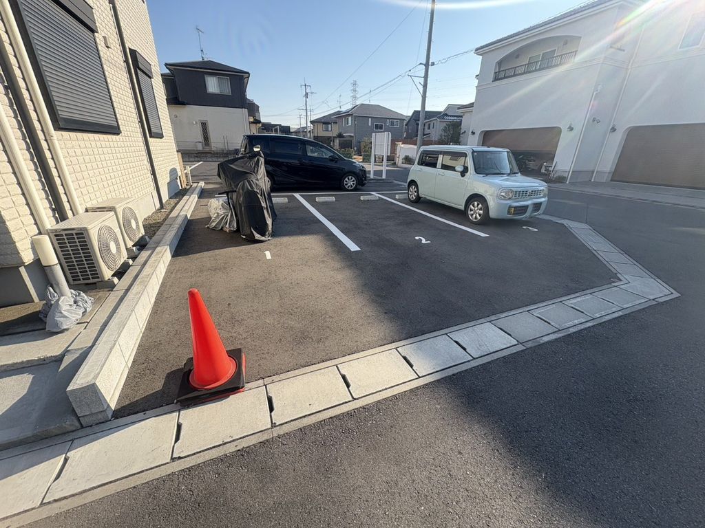駐車場　駐車場