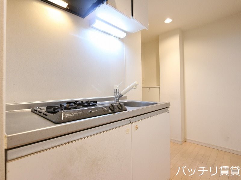 キッチン　同型タイプの為、現状を優先致します。