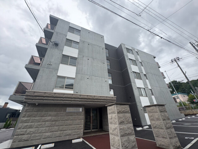 建物外観　西区山の手７条「ラピス山の手」