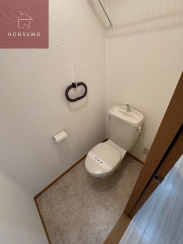 トイレ　落ち着いたトイレです