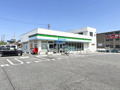 コンビニ　ファミリーマート 春日井篠木店（コンビニ）まで519m
