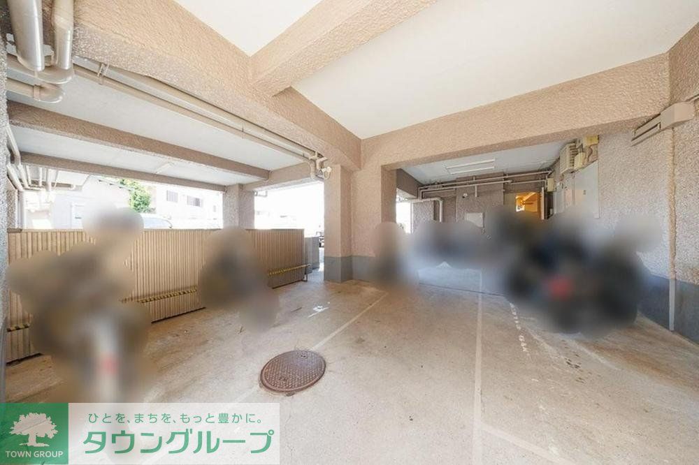 駐車場　駐車場