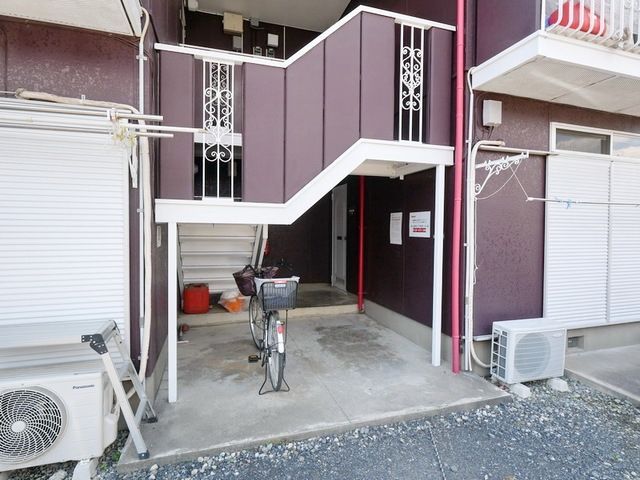 エントランス　★お問い合わせはタウンハウジング橋本店まで★