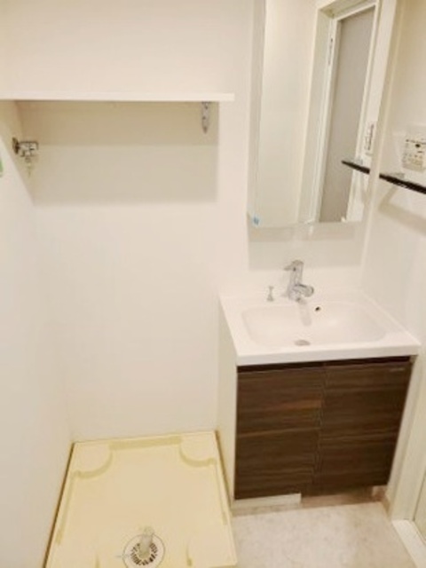 洗面設備　同仕様参考写真
