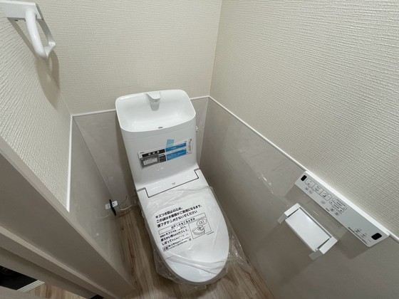 トイレ　※別部屋の写真です
