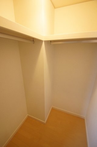 収納　ウォークインクローゼット