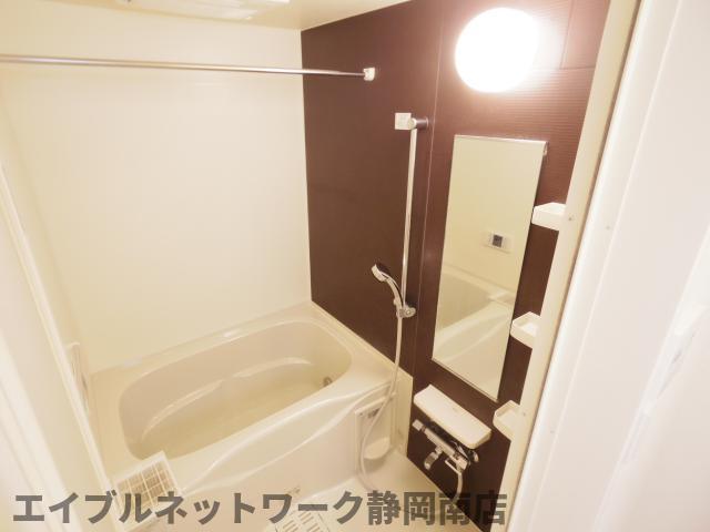 バス・シャワールーム　日々の暮らしに欠かせないお風呂です