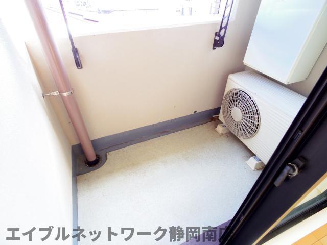 バルコニー　バルコニーがあります