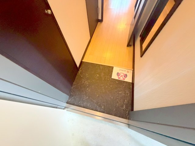玄関　素敵な玄関は毎朝あなたを元気に送りだしてくれますよ。