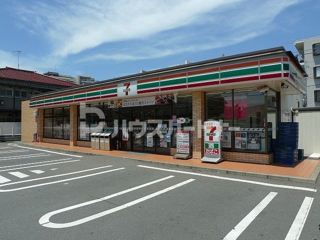 コンビニ　セブン-イレブン 南柏駅東口店（コンビニ）まで40m