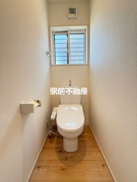 高三潴借家 Jのトイレ写真