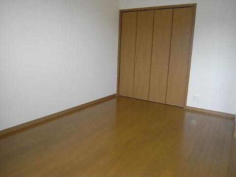 ユーアイの居間写真