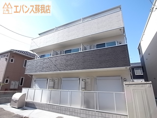 ルミエールB棟の外観写真