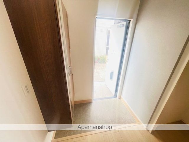 サフィール C棟 C棟の玄関写真