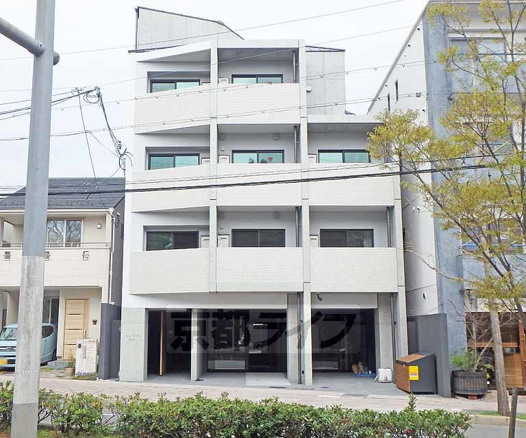 地下鉄烏丸線 北山駅 徒歩7分 築4年