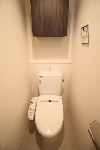 トイレ　（別タイプ参考写真）コンシェリア文京根津　文京区根津2