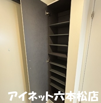 地下鉄空港線 姪浜駅 徒歩11分 3階建 築3年の玄関写真