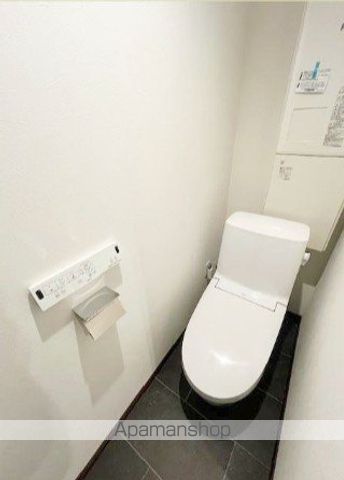 プラティーク中野坂上のトイレ写真